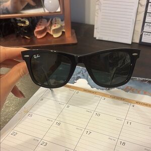 Ray-Ban Black Wayfarers with London Print